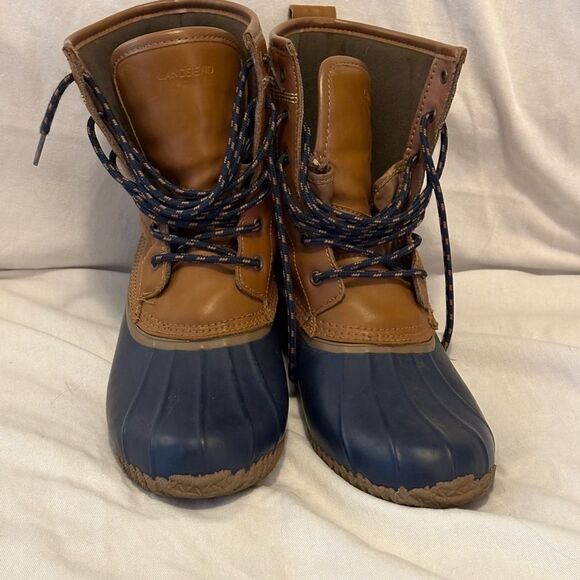 Pre Loved Lands End Women’s Duck boots. Size 9.5. - Picture 1 of 5